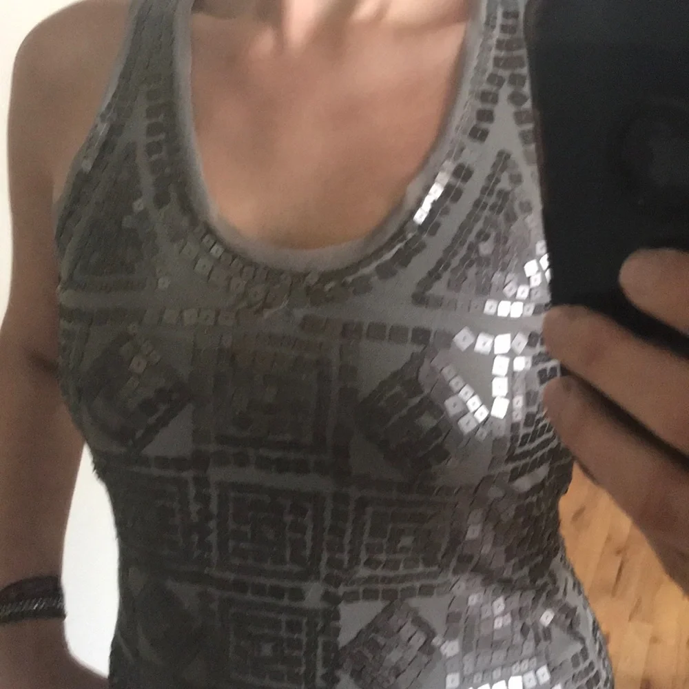 Champagne / Brushed Silver sequin mini dress | Max Studio | M | NWOT - Picture 7 of 8